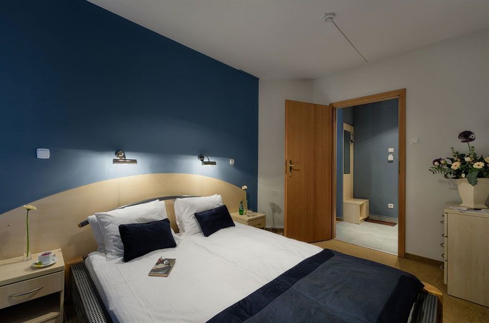 Hotel Nawigator ชซาฟนีซา ภายนอก รูปภาพ