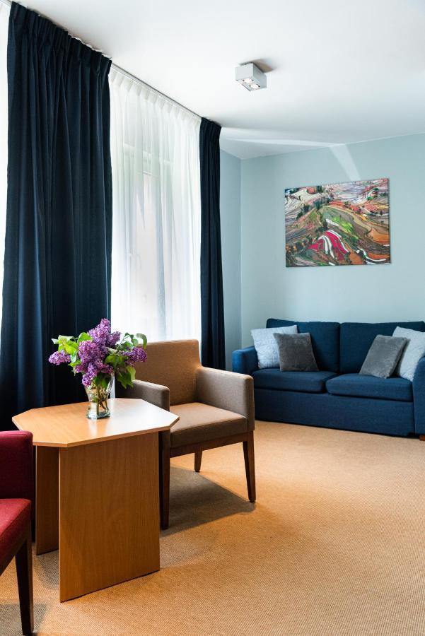 Hotel Nawigator ชซาฟนีซา ภายนอก รูปภาพ